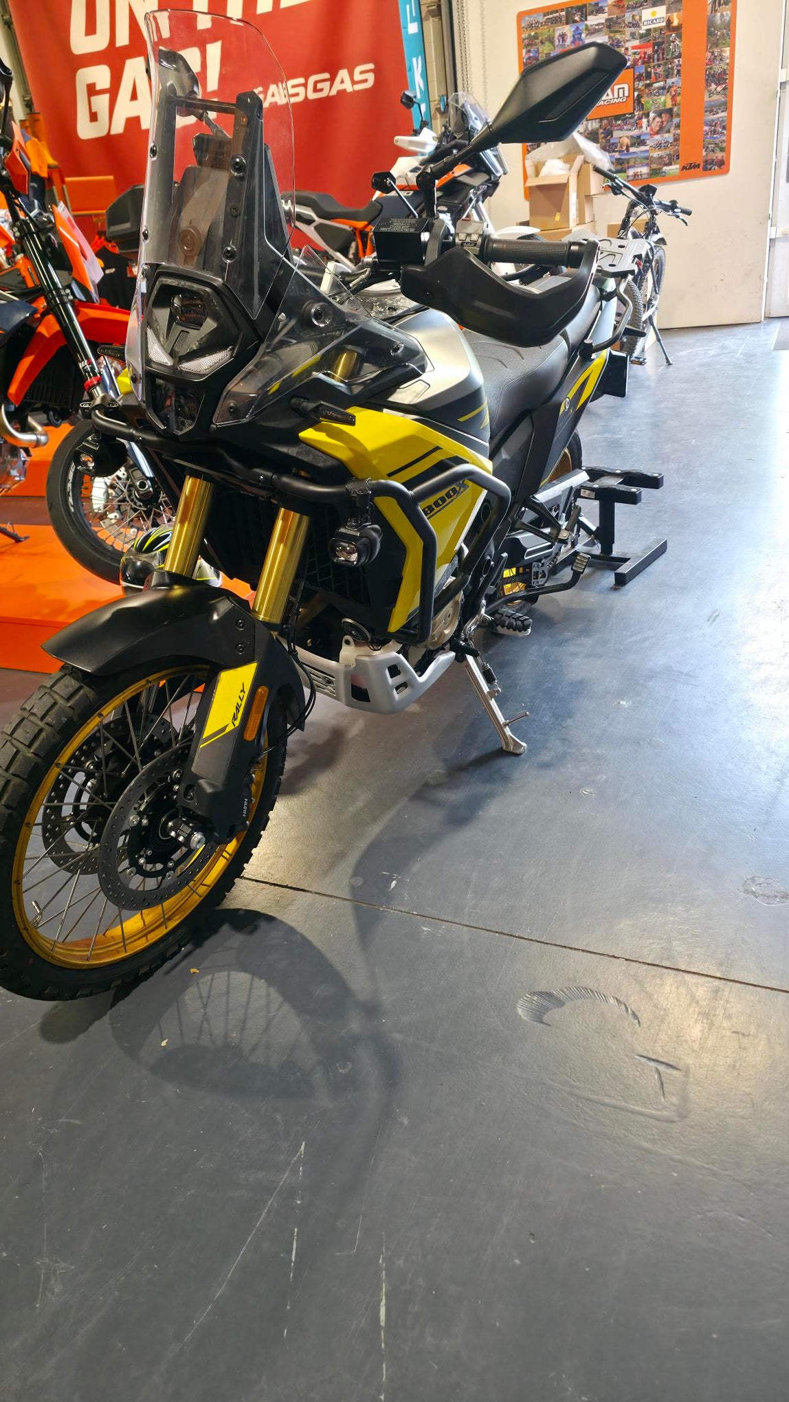 VOGE DS800X RALLY- DEMO